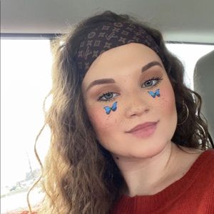 Meet your Posher, Allie